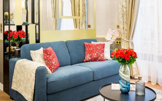 Luxury 2 Bedroom 2 Bathroom With AC -Eiffel Tower