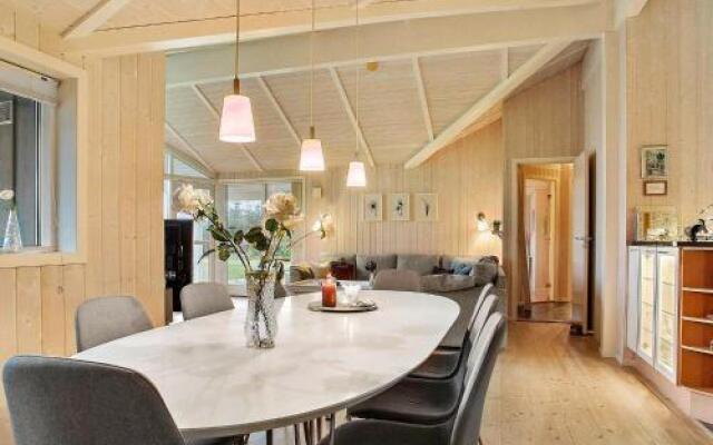 Four-Bedroom Holiday home in Løkken 10