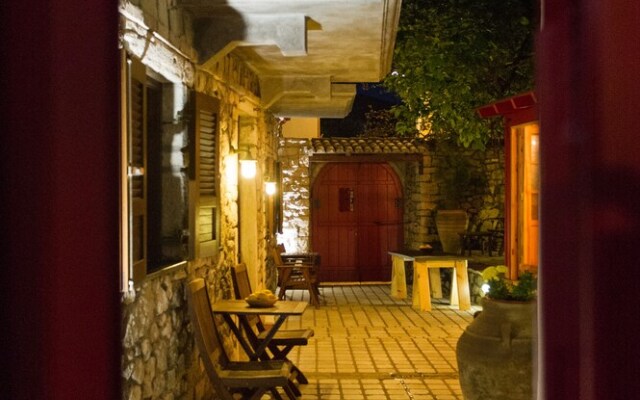 Small Luxury Hotel 1800