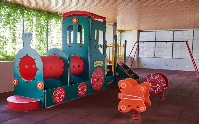Play Residence At Atlantis