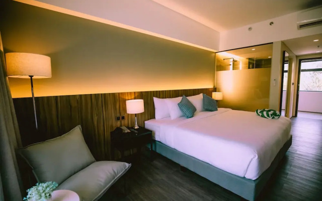 The Maximilian Hotel