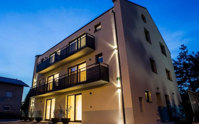 Vault Hotel