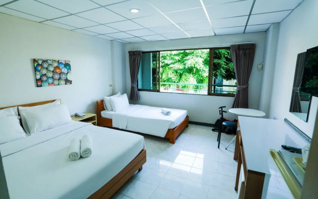 Central Place Hotel