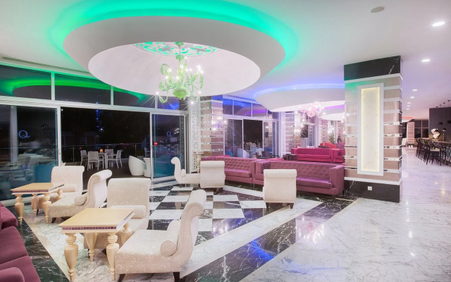 Q Premium Resort Hotel