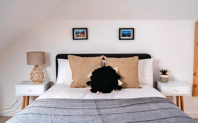 Tolcarne Stay - Luxury Newquay Apartment