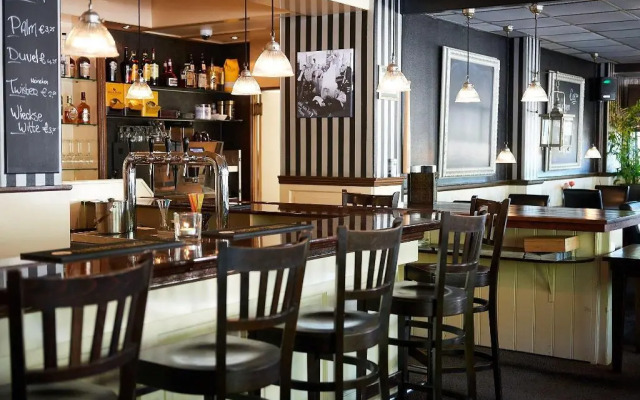 Hotel de Jonge Heertjes