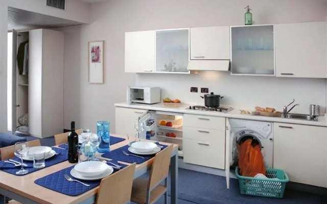 Cristoforo Colombo Apartments