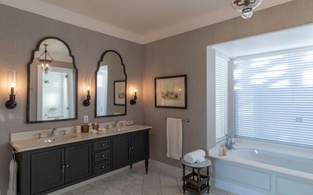 Shamwari Long Lee Manor