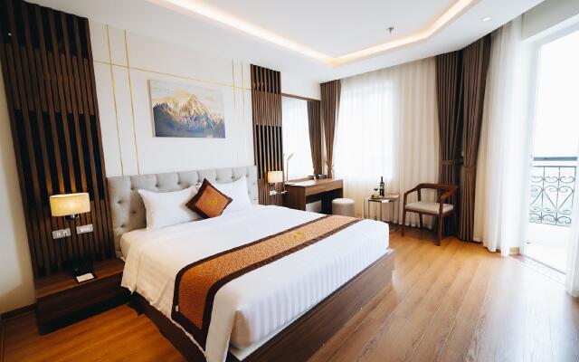 Manh Quan Luxury Hotel