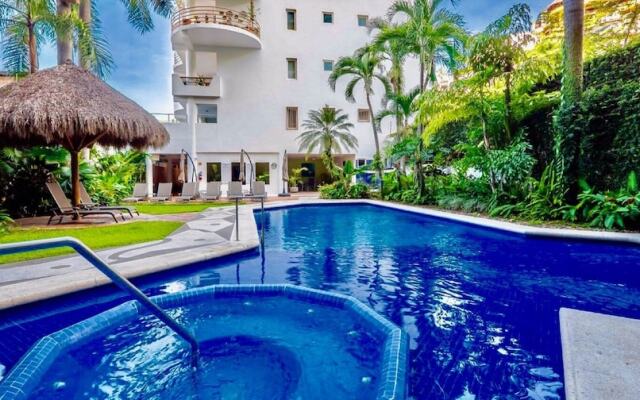 Luxury Condo Romantic Zone-Beach