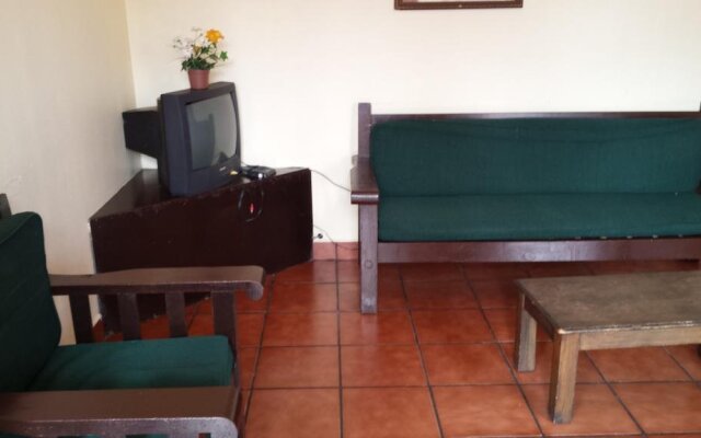 Motel Ensenada Inn