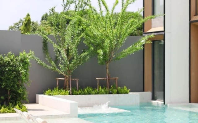 Riva Vista Riverfront Resort Chiang Rai