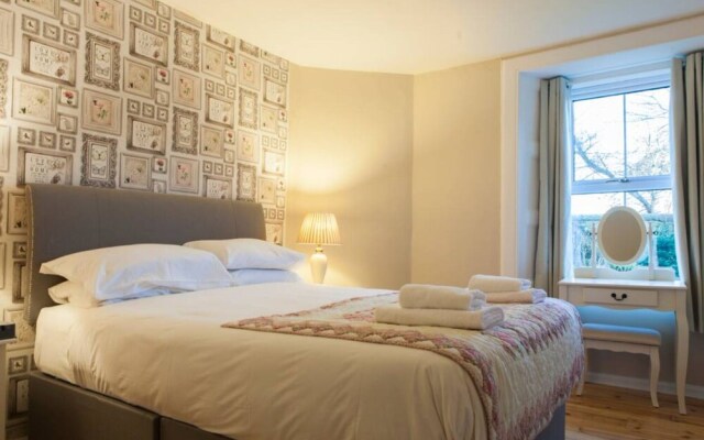1 Bedroom Flat In Edinburgh