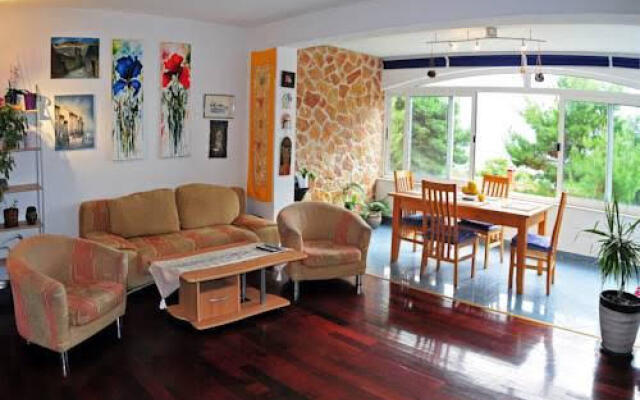 Apartments Gilve