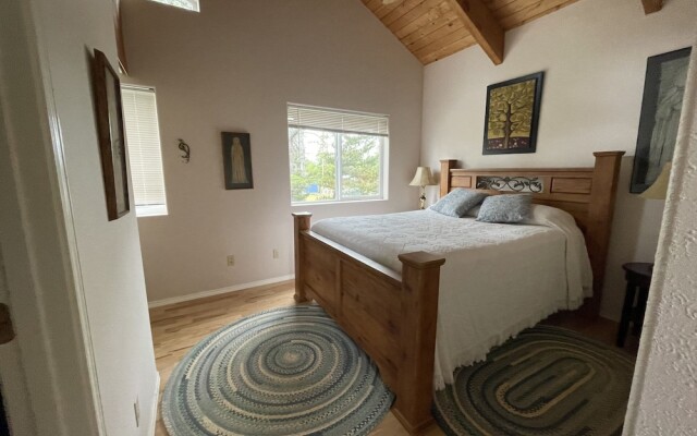 Bayshore RV Park & Guest Suites