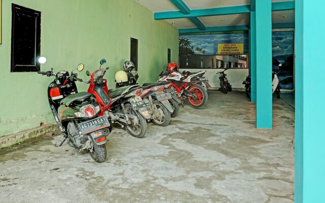 SPOT ON 92400 Dhaha Penginapan House Syariah