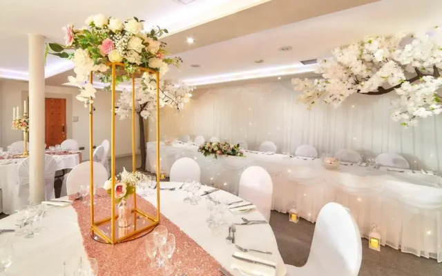 Lazaat Hotel