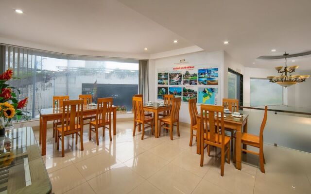 Hanoi Airport Suites Hostel & Travel