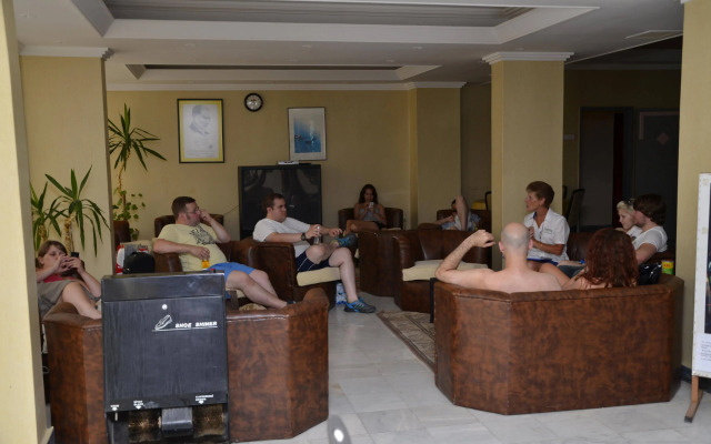 Myra Hotel