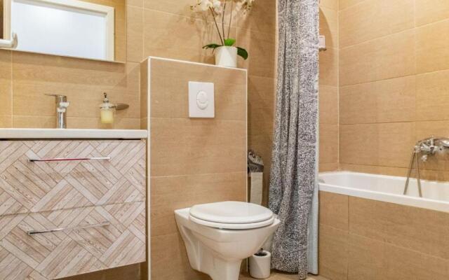 Sleek Studio Apt - Suitable for Longstays