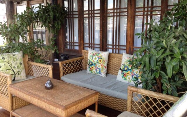 Lijiang Ancient Town International Youth Hostel