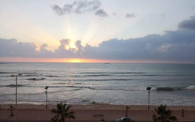Big Seafront Apartment in Saida, Lebanon
