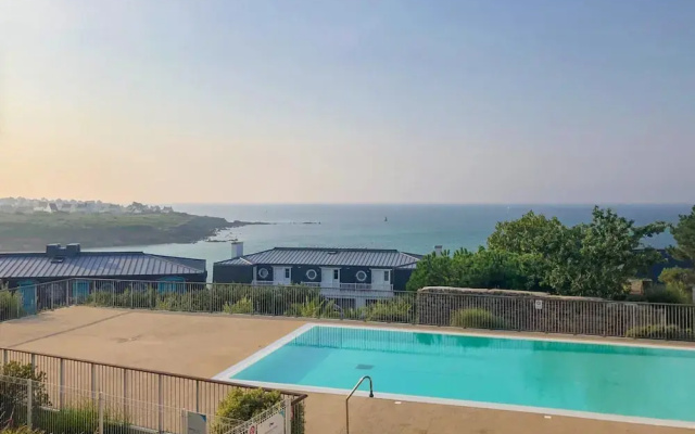 Apartment in Audierne Near Trescadec Beach