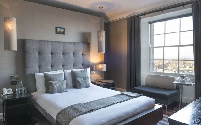 Rooms & Suites Picardy Place