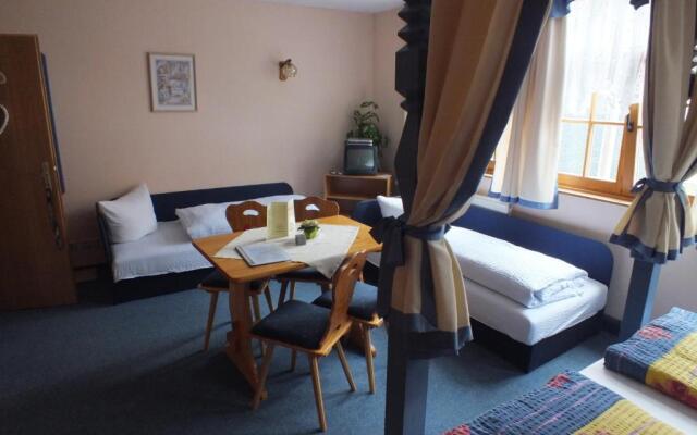 Gasthaus & Pension "Schwarzer Adler"