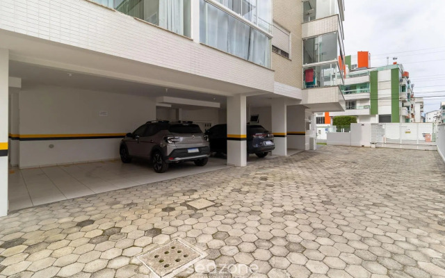 Apto c/ piscina 400m da Praia dos Ingleses RIC204