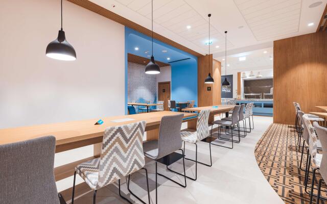 Hampton by Hilton Warsaw Reduta