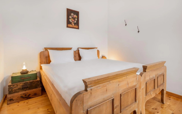 Amazing Rustic Apartment