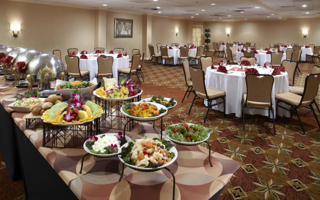 Clinton Inn Hotel & Event Center