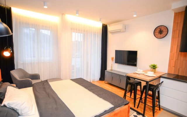Design Apartment near Gorica Park