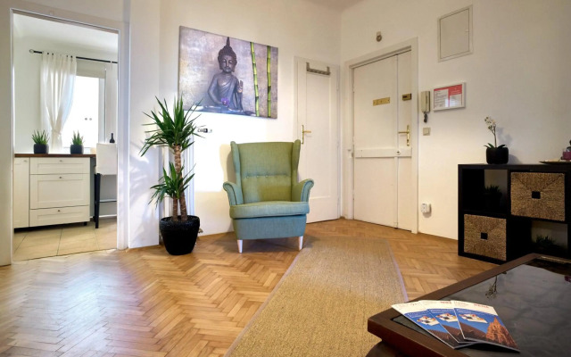 OPERASTREET CITY CENTER Apartment "Bangkok" in Vienna