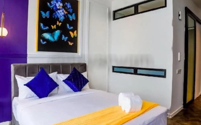 Mana-Mana Suites at Scarletz KLCC
