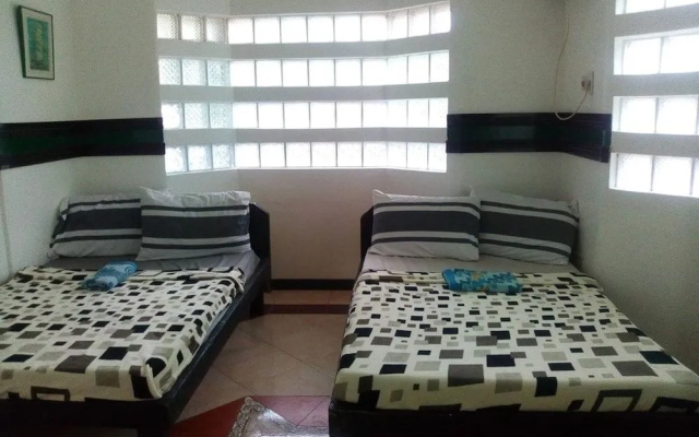 New Siargao Manor Hotel - Hostel