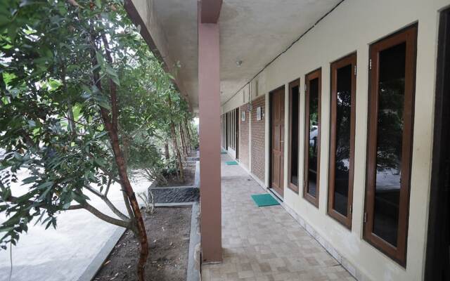 Wisma Madagaskar by RedDoorz
