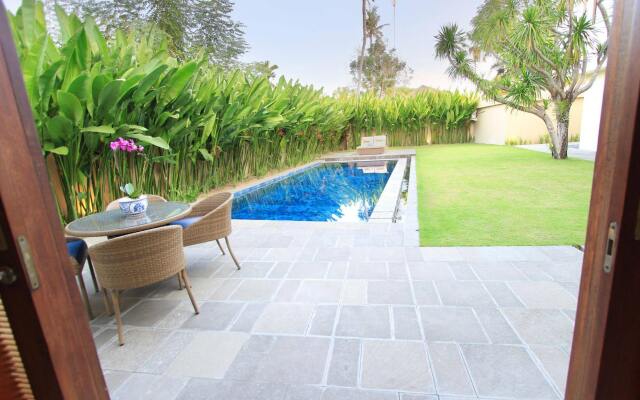Villa Damaya