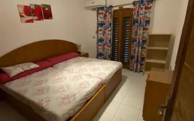 شاليه في مارينا ٥