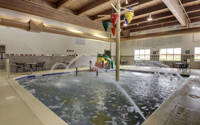 Hampton Inn & Suites Chicago/Aurora