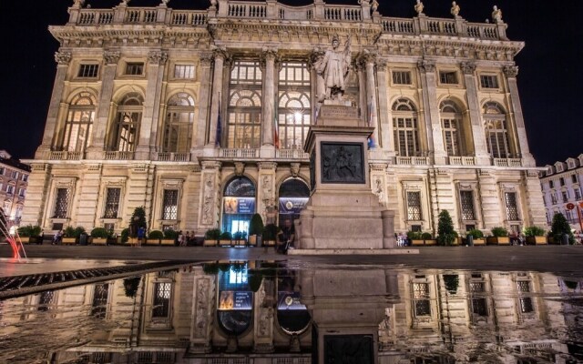 "fronte Po Torino, Foot Of The Hill - Only Non-smoking"