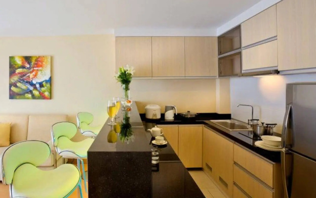 Jinhold Apartment Hotel Bintulu