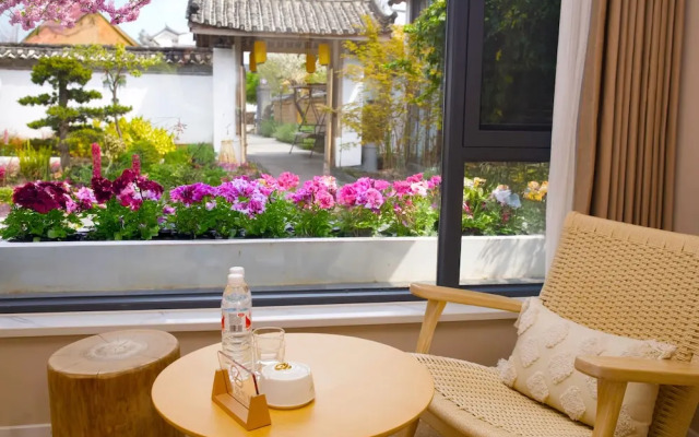 Jinghua Inn