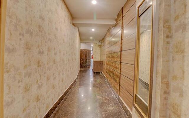 Fabhotel Ira International