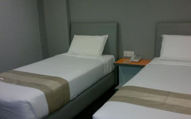 U Pac Hotel