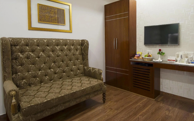 Hotel Swaran Palace