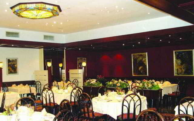 Petrol Company Hotel