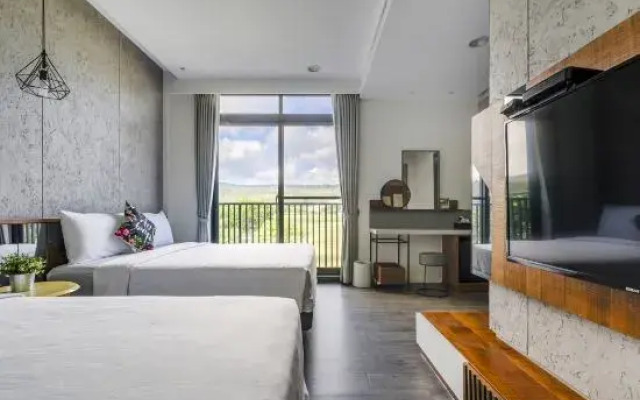 MH48 Hotel