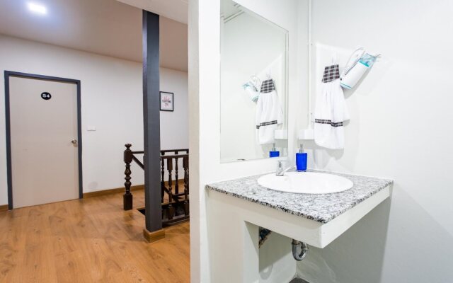 Soft Dormtel Night Bazaar